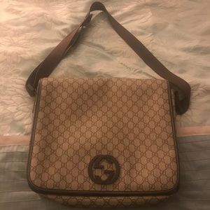 Gucci Messenger bag 💼